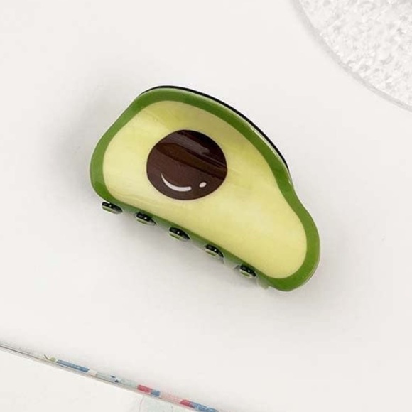 Last 1 - Avocado Hair Claw Clip 🥑 - Picture 2 of 5